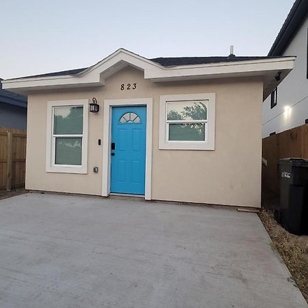 The House With The Blue Door. Apartment McAllen Luaran gambar